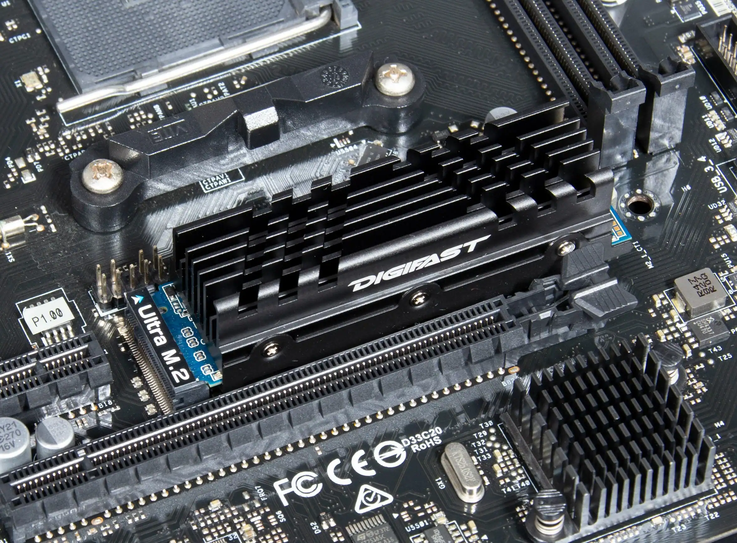 eEg7kEo Digifast M.2 2280 SSD Premium Heatsink Black Motherboard